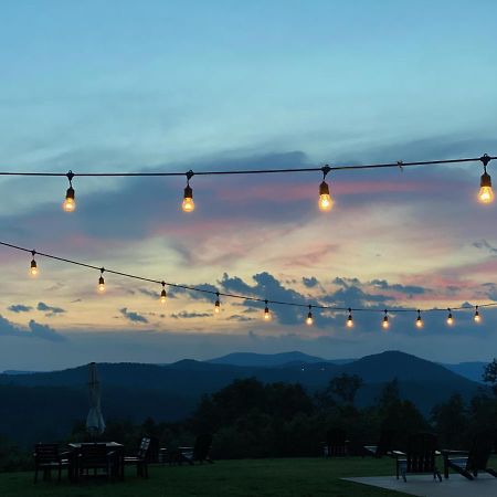 A Suite With A View + Wine Mount Airy Ngoại thất bức ảnh