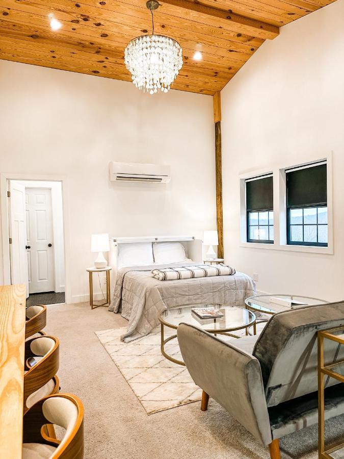 A Suite With A View + Wine Mount Airy Ngoại thất bức ảnh